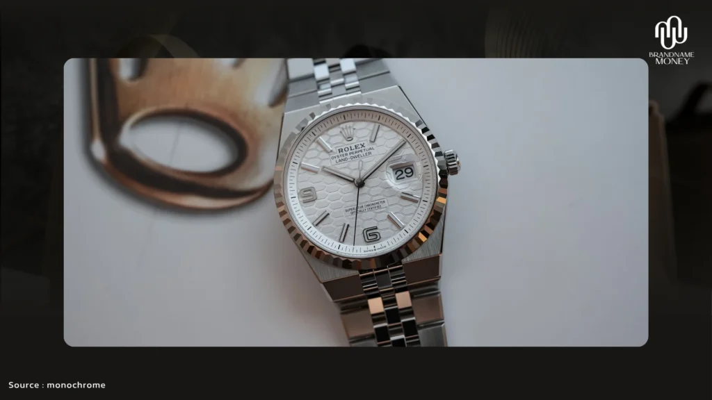 การวิเคราะห์ Price List ในฝรั่งเศสของ Monochrome พบว่า Rolex ปรับ ราคา รุ่นสตีลจำนวนมากเพิ่มประมาณ 1–4% 